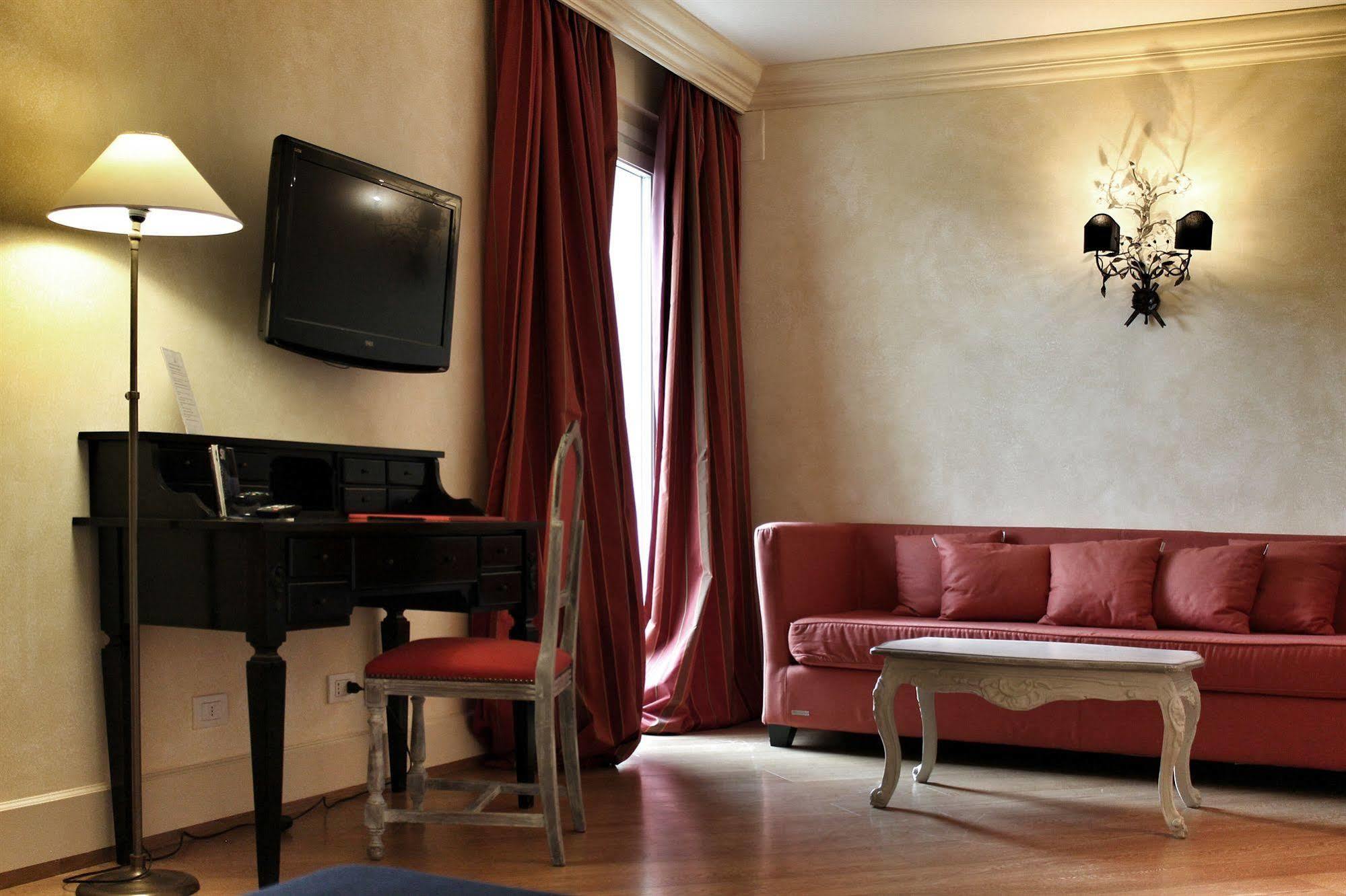 Siri Hotel Fano Exteriör bild