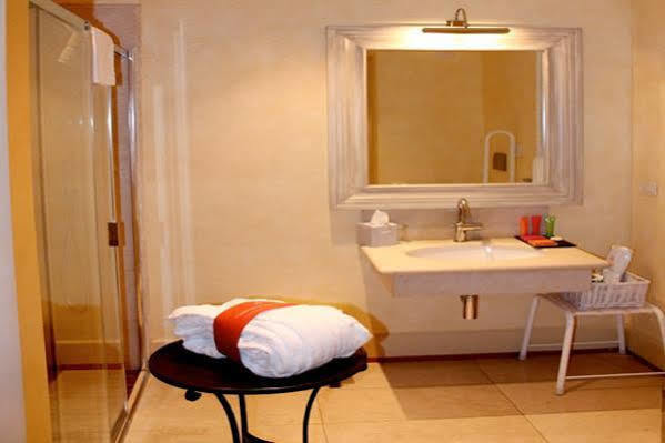 Siri Hotel Fano Exteriör bild
